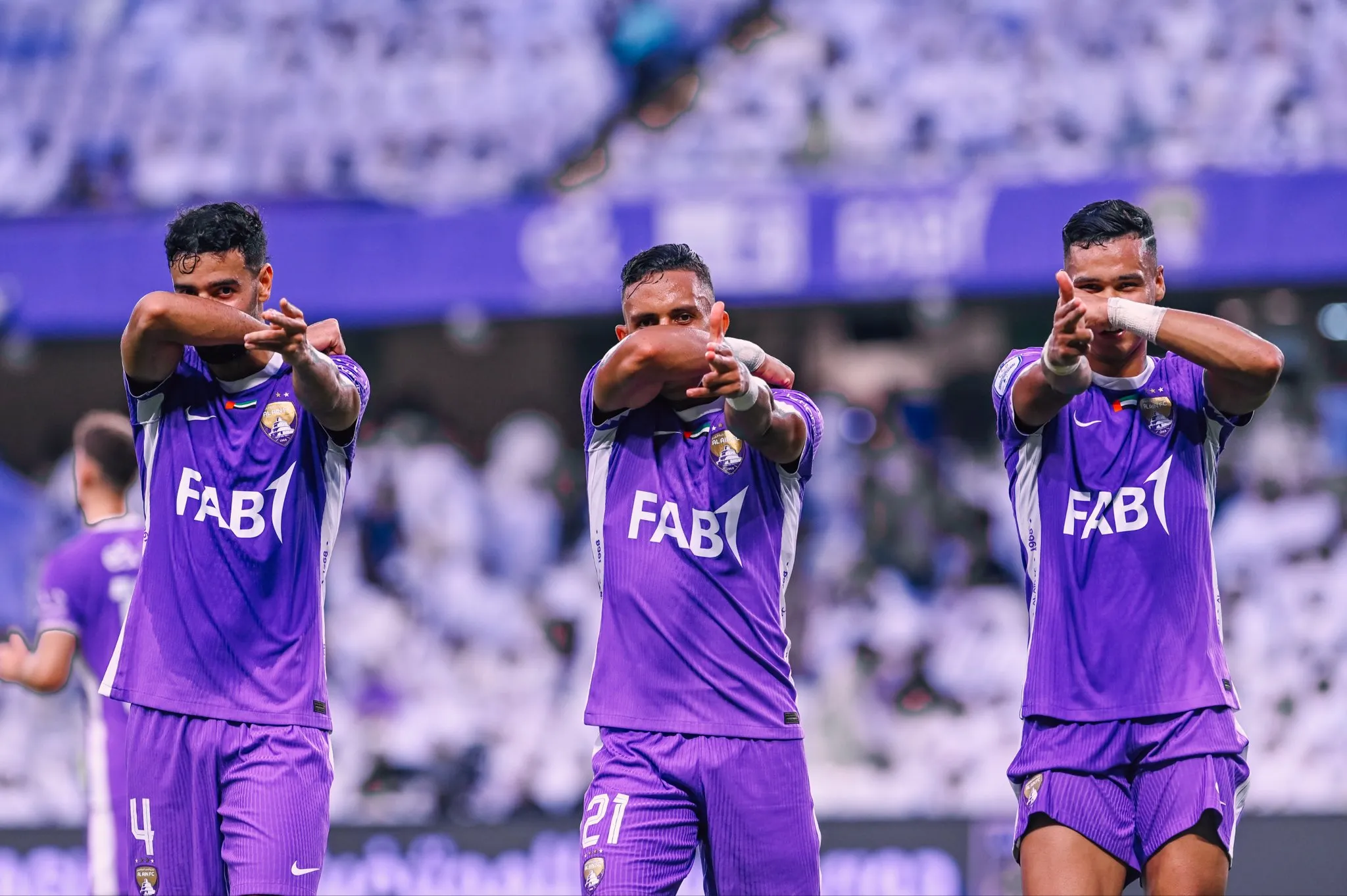 رابطة المحترفين تتوج إيفتش ولابا وخالد عيسى بجوائز شهر سبتمبر